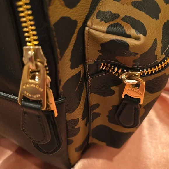 Coach Backpack NWOT Includes Dustbag - Picture 4 of 9